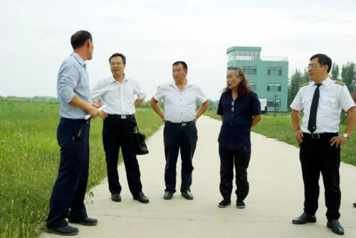 空中婚礼的婚庆+通航跨界融合模式，将延伸两个行业的产业链条